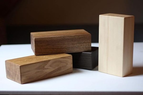 cosy tossy Yoga Pilates Solid Brick Wooden Block for Yoga Support for Decent Poses (2 Pcs)5