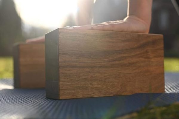 cozy tossy Yoga Pilates Solid Brick Wooden Block for Yoga Support for Decent Poses